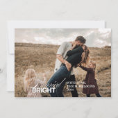 Zwart-wit foto minimalistisch getrouwd en licht feestdagenkaart (Voorkant)