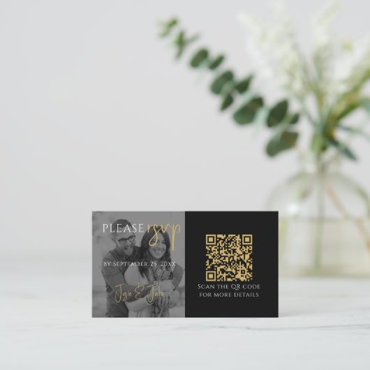 Zwart-wit foto RSVP met QR-code Informatiekaartje (Staand voorkant)