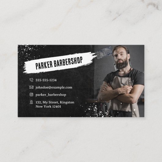 Zwart-wit Foto Rusty Barbershop Mannen Scheren Visitekaartje (Voorkant)