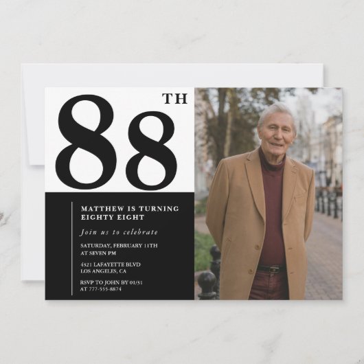 Zwart-wit foto uitnodiging 88ste verjaardag (Voorkant)