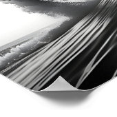 Zwart-wit foto van een brekende oceaangolf poster (Hoek)