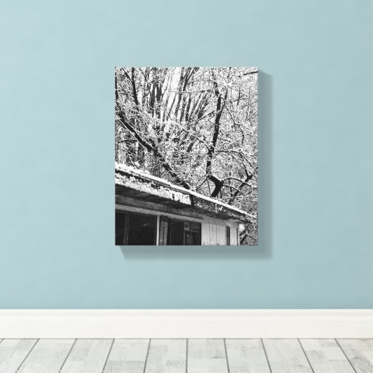Zwart-wit foto van rustieke sneeuwwinter scène canvas afdruk (Insitu (Houten vloer))