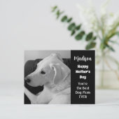 Zwart-wit foto van Schattige Dog Moederdag Feestdagenkaart (Staand voorkant)