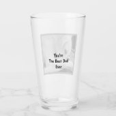 Zwart-wit foto van Schattigee hond rusten met papa Glas (Achterkant)