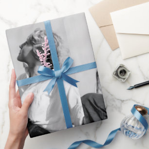 Zwart-wit foto van vrouwelijke zeiler cadeaupapier