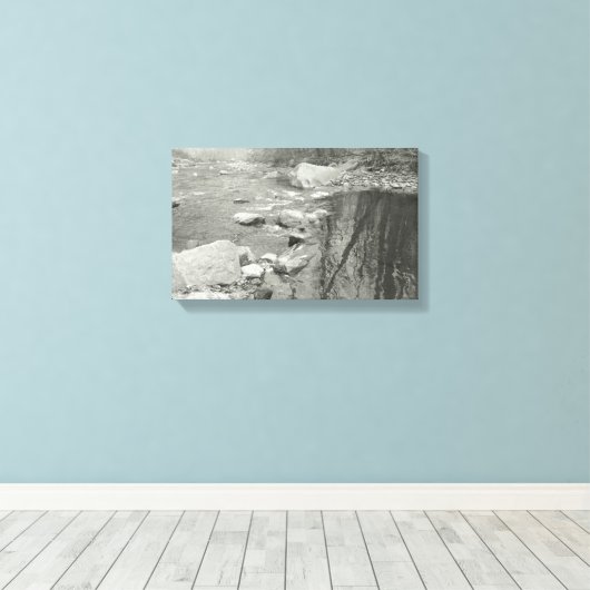 Zwart-wit Fotografie Calm River op Canvas (Insitu (Houten vloer))