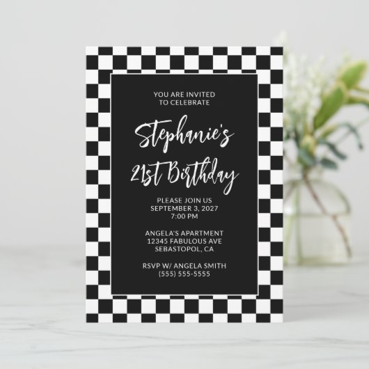 Zwart-wit geblokte 21e verjaardag kaart (Staand voorkant)