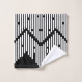 Zwart-wit gebroken lijnen gestapeld bad handdoek (Wasdoekje)