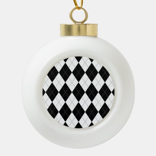 Zwart Wit Geometrisch Argyle Patroon Keramische Bal Ornament (Voorkant)