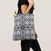 Zwart-wit geometrisch diamantpatroon tote bag (Dichtbij)