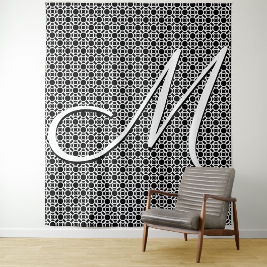 Zwart-wit Geometrisch Initiaal Monogram Wandkleed (In situ)