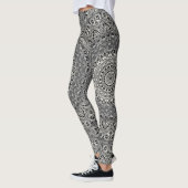 Zwart-wit geometrisch mandala patroon leggings (Links)