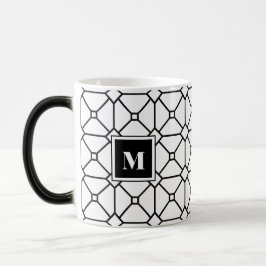 Zwart-wit geometrisch monogram magische mok