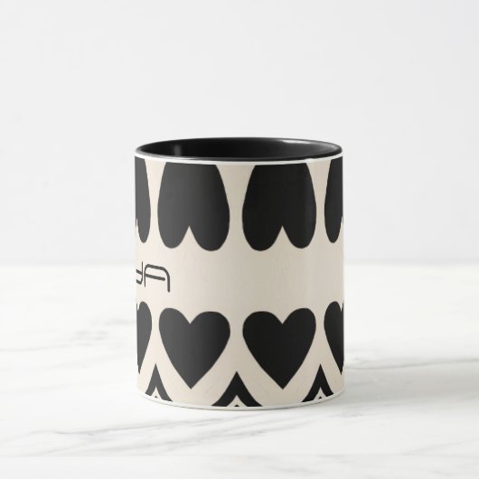 Zwart wit gepersonaliseerd groot hart patroon mok (Midden)