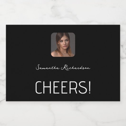 Zwart Wit Gepersonaliseerde Foto Naam Script Mini Sparkling Wijnetiket (Enkel label)