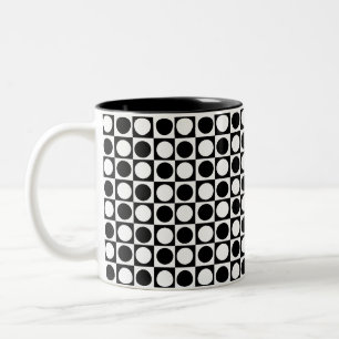 Zwart wit geruite polka stippen tweekleurige koffiemok