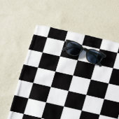 Zwart-wit geruite strandlaken (In situ)