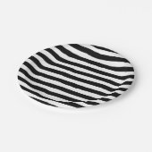 Zwart-wit, geslepen strepen patroon papieren bordje (Gekanteld)