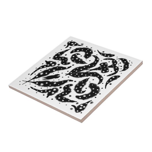 Zwart-wit gespikkelde natte vis abstracte kunst tegeltje (Zijkant)