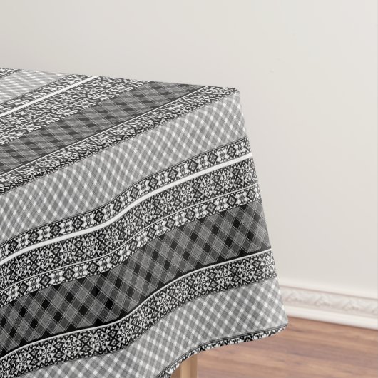 Zwart-wit gestreept patchwork met kant tafelkleed (Voorbeeld)