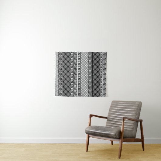 Zwart-wit gestreepte patchwork met kant wandkleed (In Situ (horizontaal))