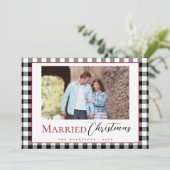 Zwart Wit Getrouwd met Kerstmis Modern Feestdagenkaart (Staand voorkant)