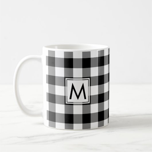 Zwart Wit Gingham Plaid Patroon met Monogram Koffiemok (Links)