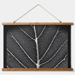 Zwart-Wit Glanzend Blad Close-Up Hangend Wandkleed