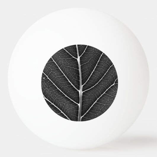 Zwart-Wit Glanzend Blad Close-Up Pingpongbal (Voorkant)