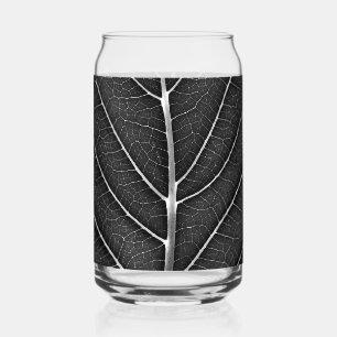 Zwart-wit gloeiend blad close-up blikvorm glas