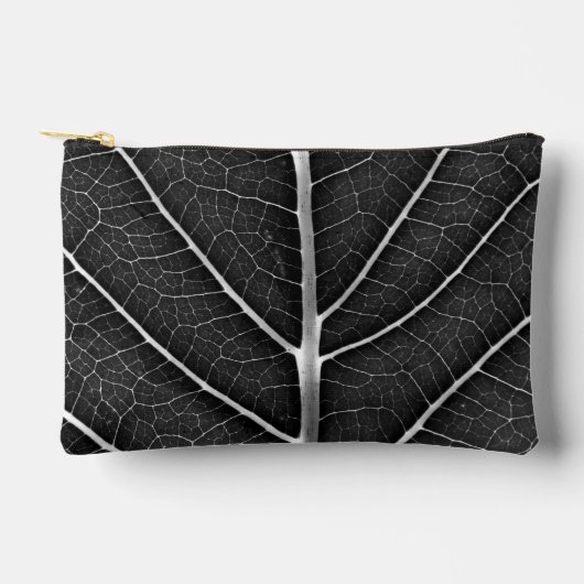 Zwart-wit gloeiend blad close-up etui (Voorkant)