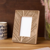 Zwart-wit gloeiend blad close-up gegraveerde lijstjes (Links)