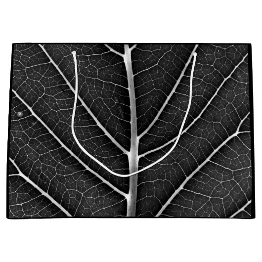 Zwart-wit gloeiend blad close-up groot cadeauzakje (Voorkant)