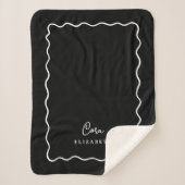Zwart-wit golvende rand met monogram sherpa deken (Voorkant)