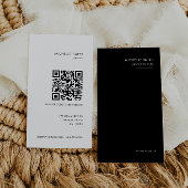 Zwart-wit grafische ontwerper Verticale QR-code Visitekaartje