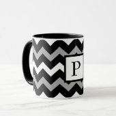 Zwart Wit & Grijs Chevron Print Patroon Mok (Voorkant links)