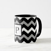 Zwart Wit & Grijs Chevron Print Patroon Mok (Voorkant rechts)
