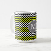 Zwart wit groen Chevron Zigzag Monogram Koffiemok (Voorkant links)
