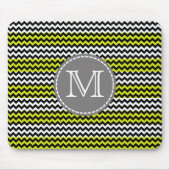 Zwart Wit Groen Chevron Zigzag Monogram Muismat (Voorkant)