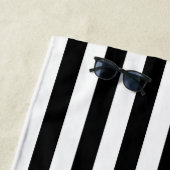 Zwart-wit Grote Grootte Verticale Strepen Strandlaken (In situ)