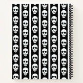 Zwart-wit Halloween Skull Pattern Monogram Notitieboek (Achterkant)
