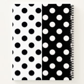 Zwart Wit Halve Kleur Split Inverse Polka Dots Notitieboek (Achterkant)