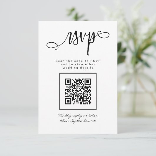 Zwart Wit Handgeschreven Script Eenvoudige QR Code RSVP Kaartje (Staand voorkant)