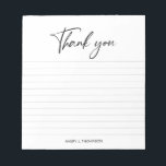 Zwart & wit handlettering bedankt gepersonaliseerd notitieblok<br><div class="desc">Maak een blijvende indruk met een notitieblok met jouw naam. Dit praktische en functionele notitieblok is perfect voor dagelijks gebruik en attentief contact. Personaliseer deze sjabloon door de naam onderaan het notitieblok aan te passen. Maakt een geweldig cadeau, ook voor in de kerstzak. Met een handlettering-script voor het woord 'dank...</div>