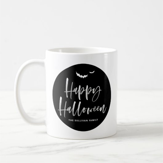Zwart-wit Happy Halloween Brush Lettering Koffiemok (Links)