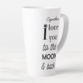 Zwart wit Ik hou van je naar de maan en achterste  Latte Mok (Rechterhoek)