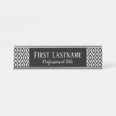 Zwart-wit Ikat Patroon met scriptnaam Bureau Naambordje (Voorkant)