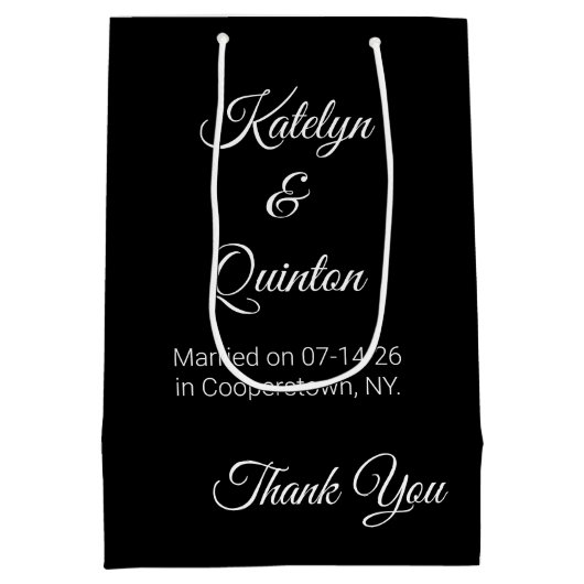 Zwart & Wit in Elegantie: Bruiloft Medium Cadeauzakje (Achterkant)