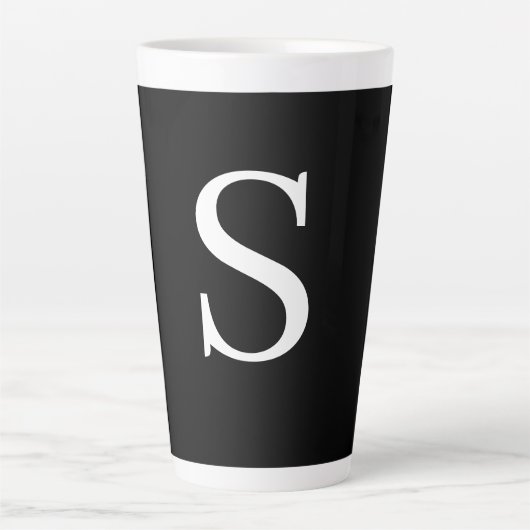 Zwart-wit Initiaal Letter Monogrammed Plain Latte Mok (Voorkant)