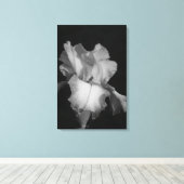 Zwart-wit Iris Bloem Foto Canvas Afdruk (Insitu (Houten vloer))